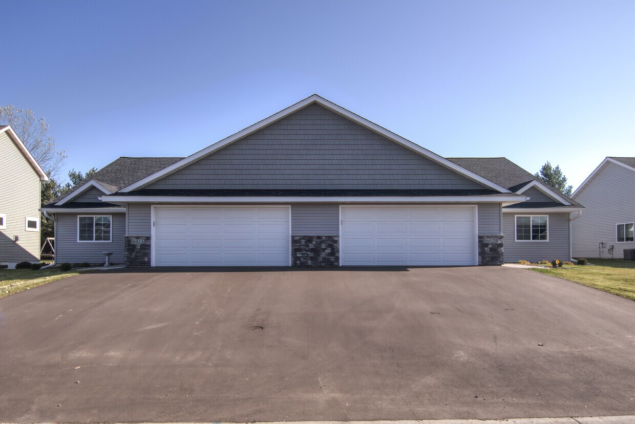 Primary Photo - 3 Bedroom Town Home