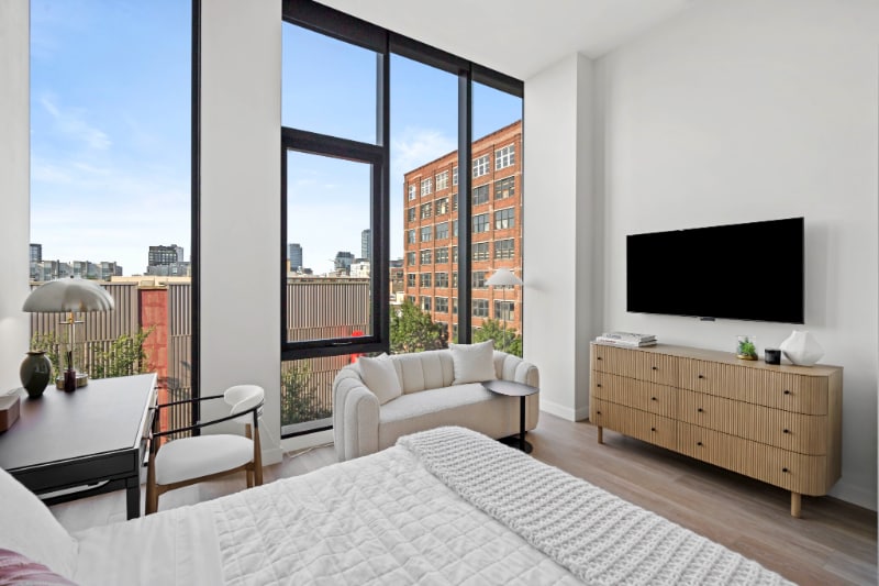Photo - 1057 W Van Buren St (Chicago, IL)