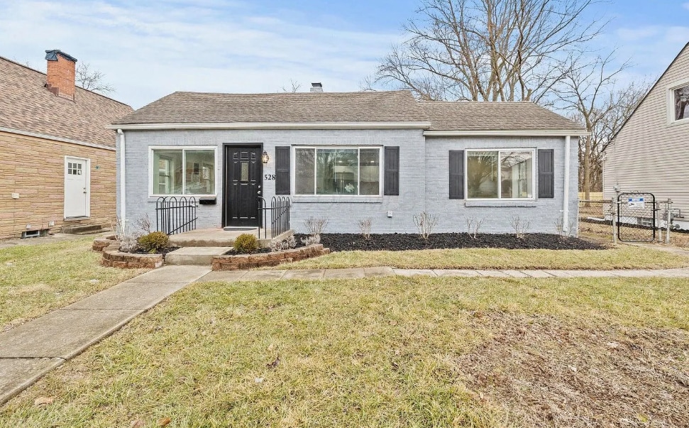 Primary Photo - 528 Bassett Ave