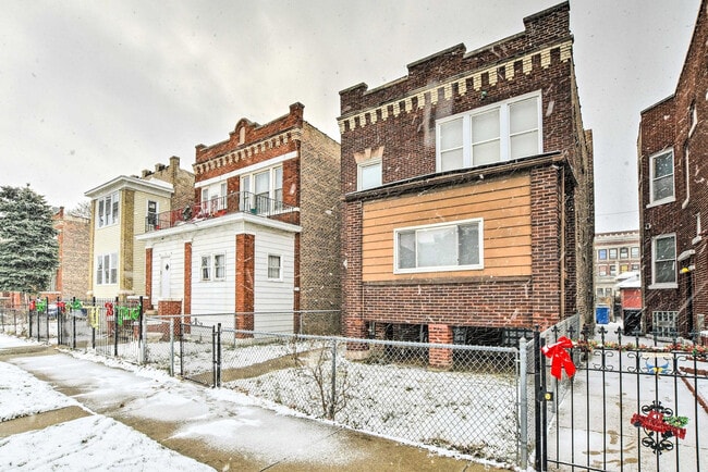 Building Photo - 220 N Laporte Ave