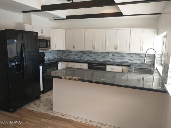 Foto del edificio - 13802 N 17th Ave