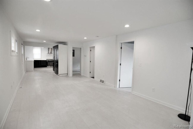 Foto del edificio - 1412 E Jarvis Ave