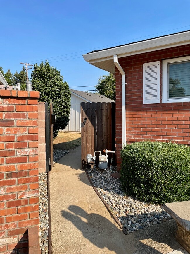 Photo - 41 Manley Ct House