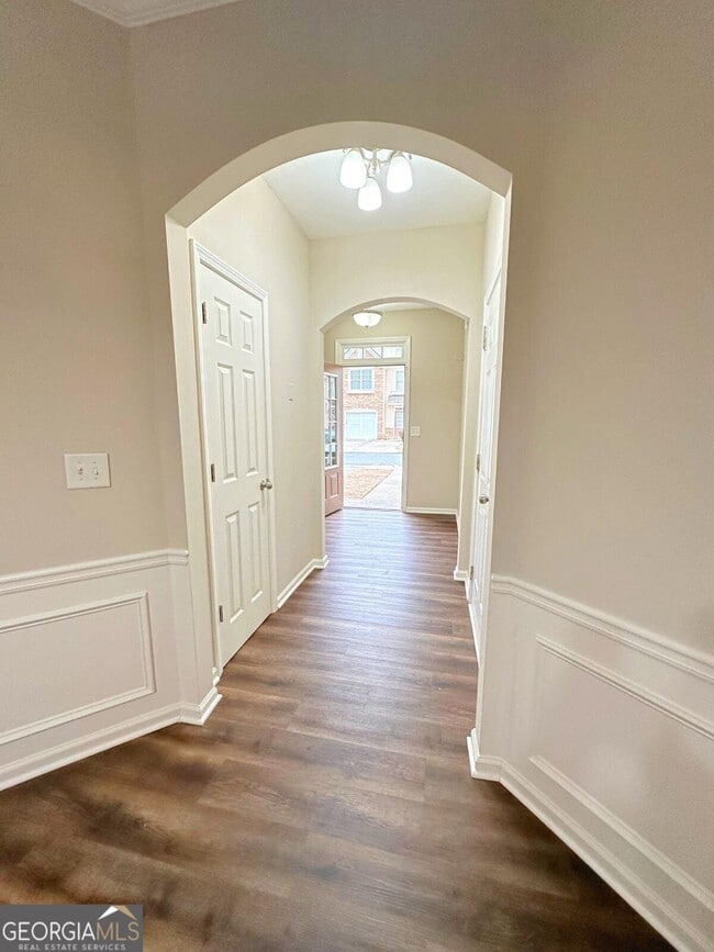 Building Photo - 2089 Kennesaw Dr NW