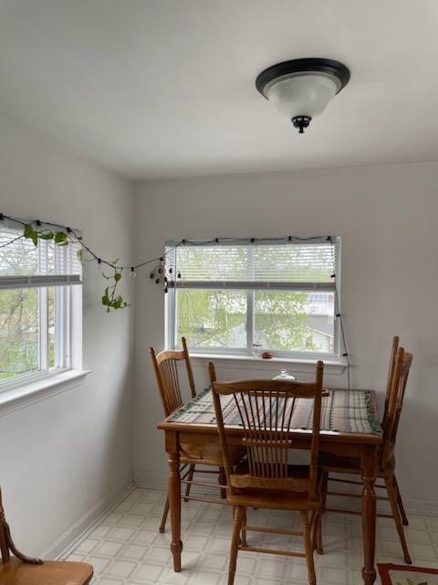 sun/dining room - 601 Avon St