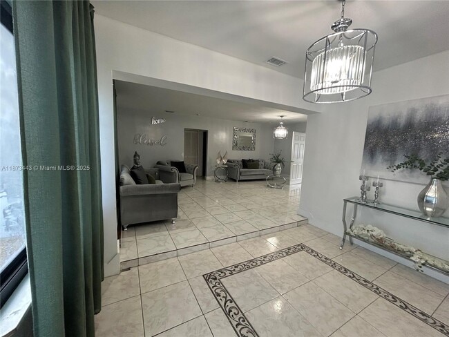 Foto del edificio - 1240 Peri St