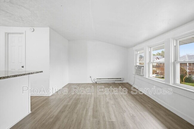 Foto del edificio - 244 W 32nd St