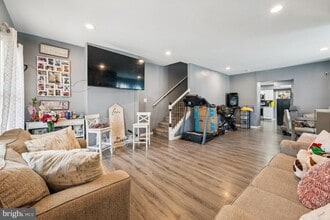 Building Photo - 161 Rancocas Rd