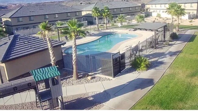 Foto del edificio - 1001 W Curly Hollow Dr