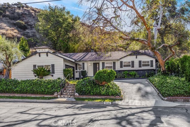Foto del edificio - 2020 Oak Valley Rd