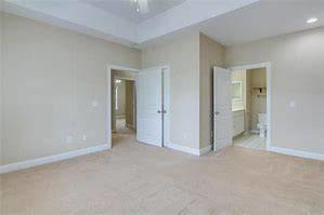 Foto del edificio - 1025 Riverland Woods Pl