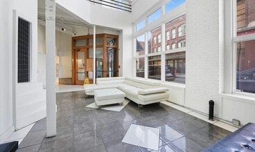 Building Photo - 11-31-31 Park St