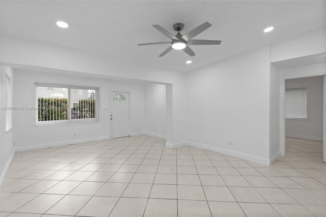 Foto del edificio - 533 NW 20th Ave