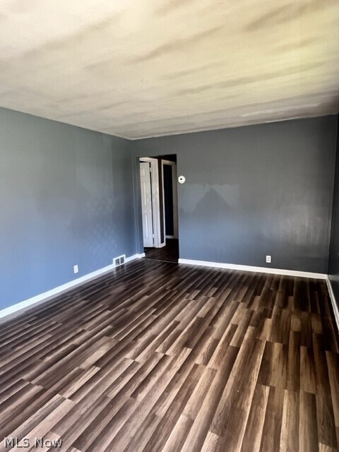 Building Photo - 744 Laclede Dr