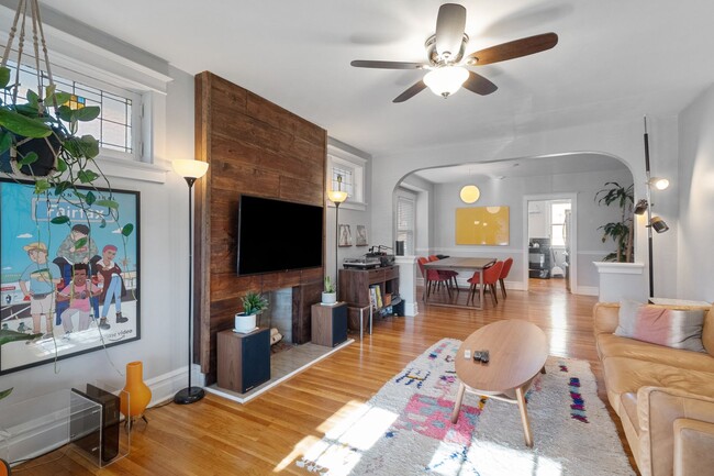 Foto del edificio - 2 Bed/ 1 Bath Single Family Ranch (Optiona...