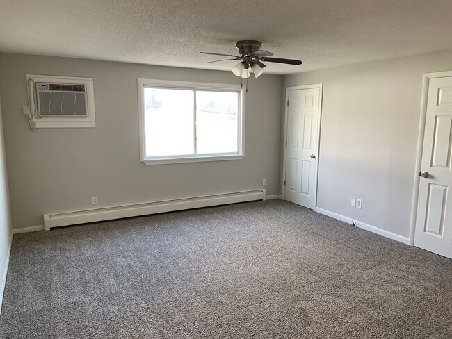 Foto del edificio - 2827 Transit Rd