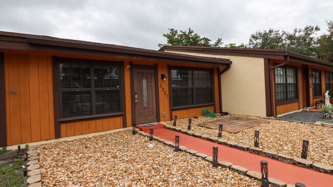Foto del edificio - 2321 Plum Ct