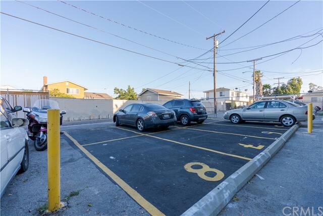 Building Photo - 11124 Normandie Ave