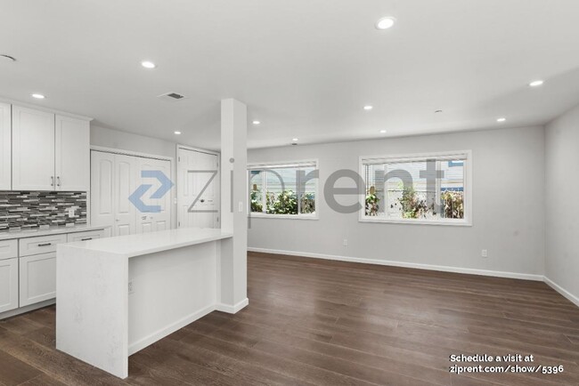 Foto del edificio - 2273 E 23rd St