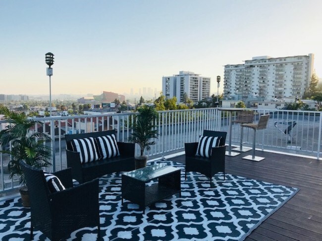 Foto del edificio - Fountain Luxury Apartments
