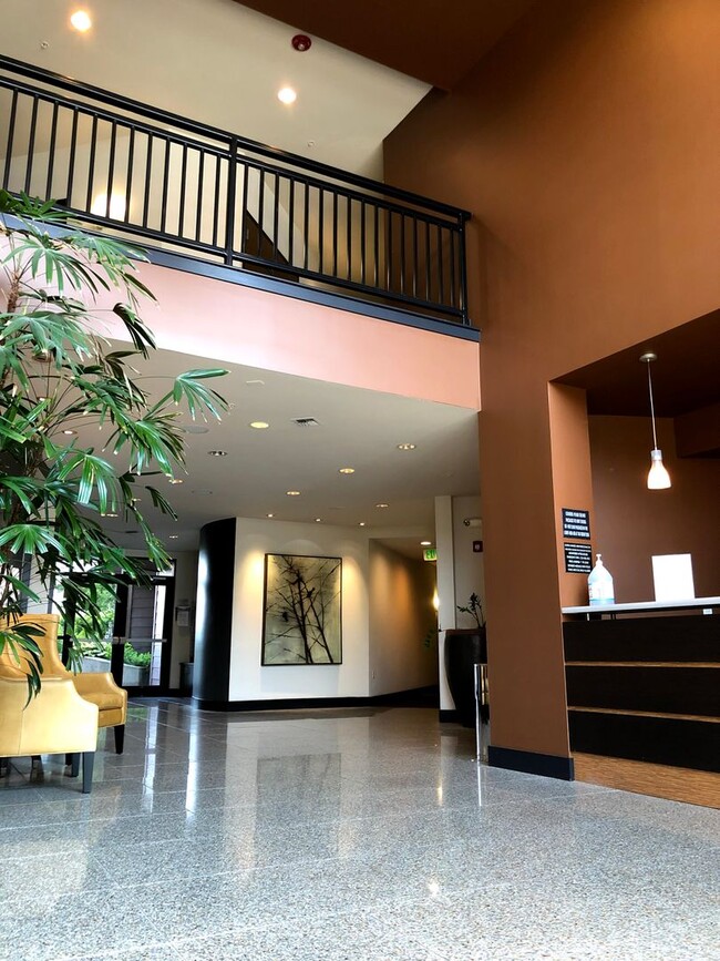 Building Photo - 1 Bedroom in Downtown Tacoma