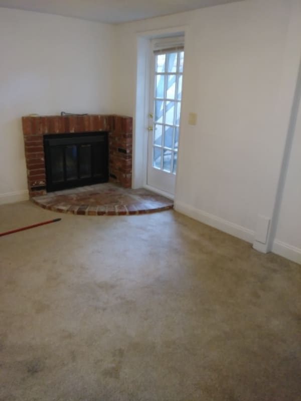 Building Photo - 1703 N Murray St