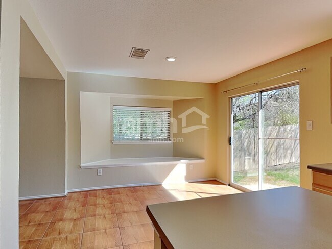 Foto del edificio - 10832 Otter Pass