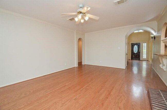 Building Photo - 16714 Colony Terrace Dr