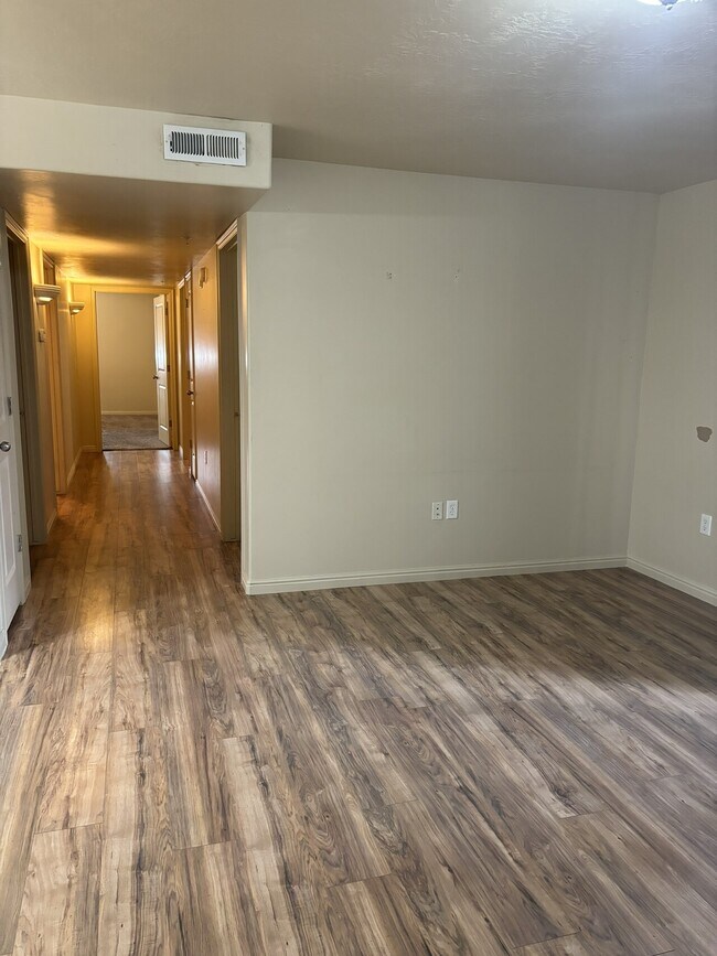 2280 Cumorah Way Unit 8, Green River, WY 82935 Condo for Rent in