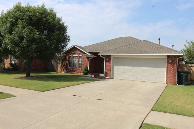 Photo - 620 Eastview Dr House