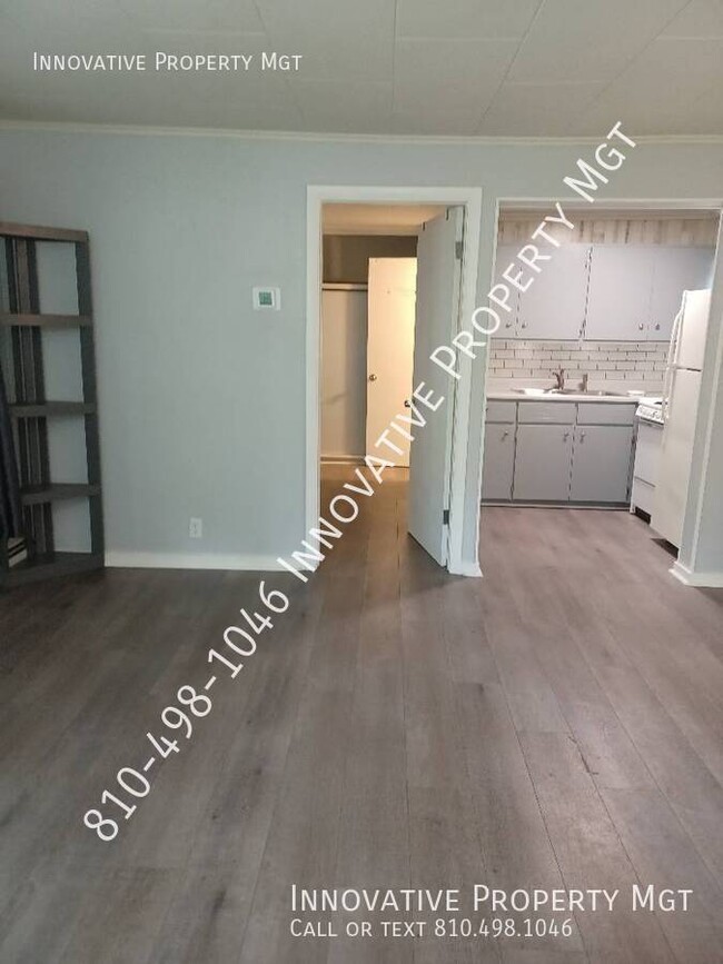 Building Photo - Updated 1 bed 1 bath! Utilities, lawn care...