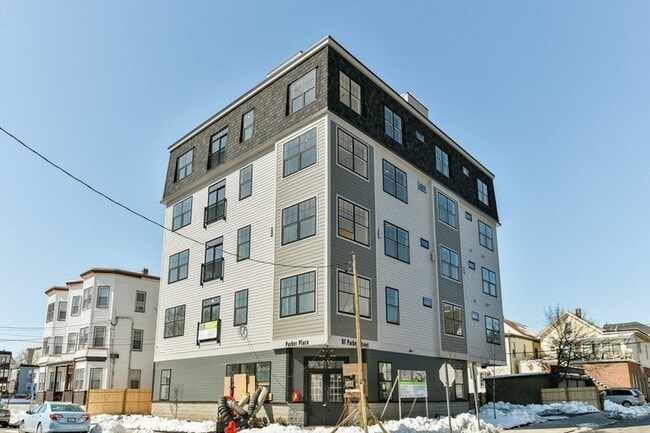 Building Photo - 87 Parker St