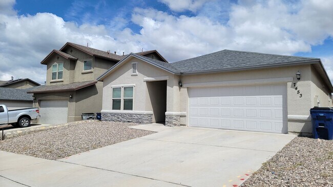 Building Photo - 7453 Eagle Vista Dr