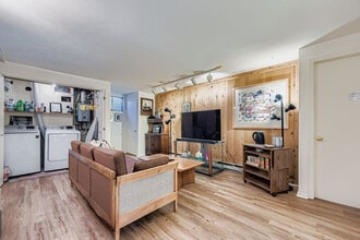 Building Photo - 3200 Arnett St