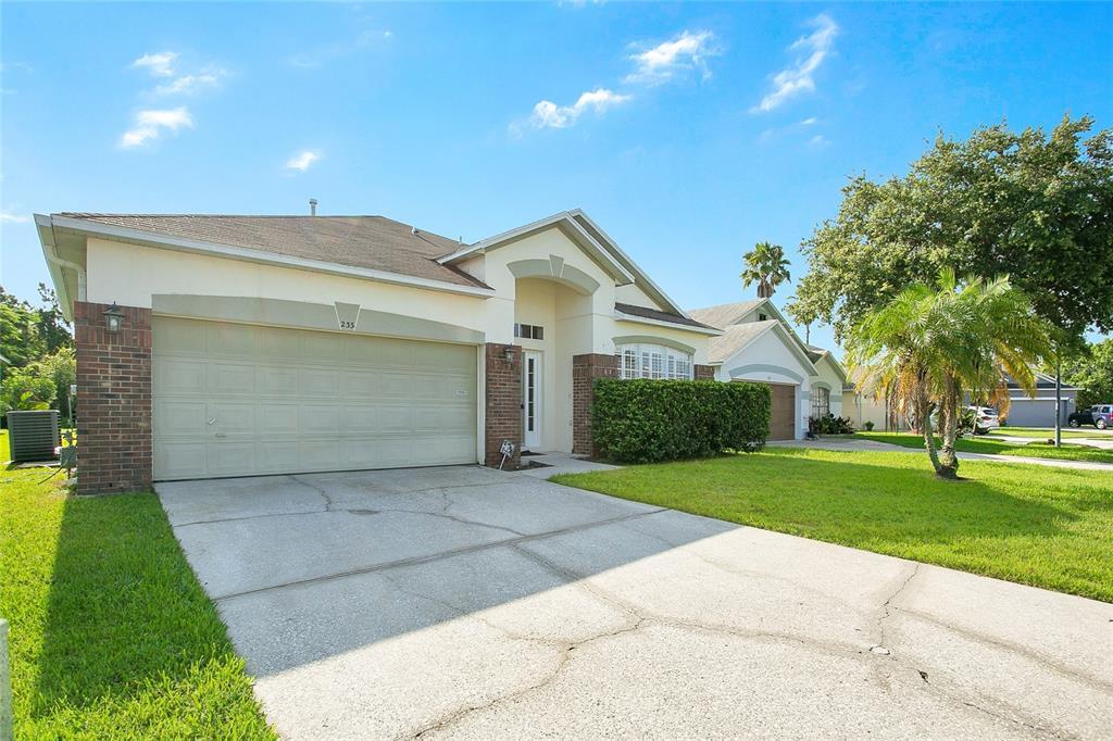Foto principal - 233 Portstewart Dr