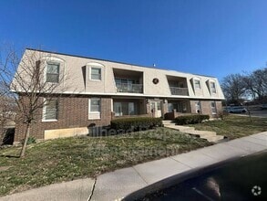 Building Photo - 7720 W 85th St