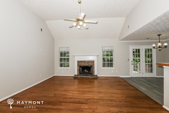 Foto del edificio - 425 Misty Brook Ct
