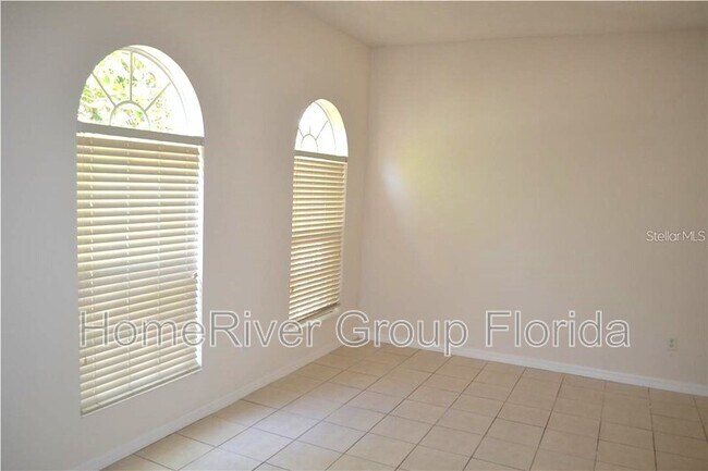 Building Photo - 1220 Cathcart Cir