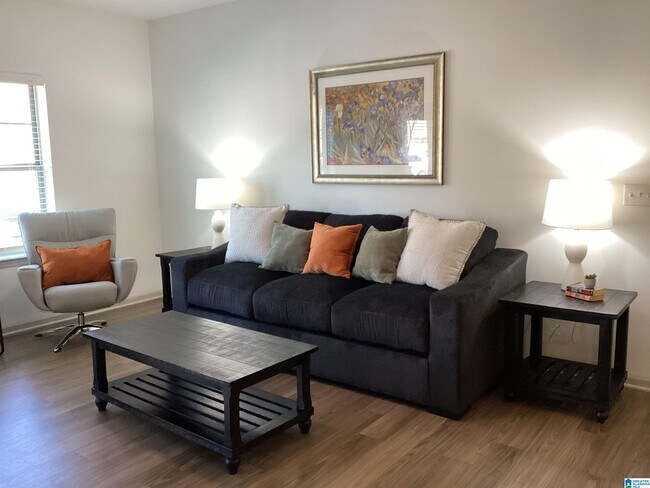 Foto del edificio - 4000 Skyline Rdg Rd