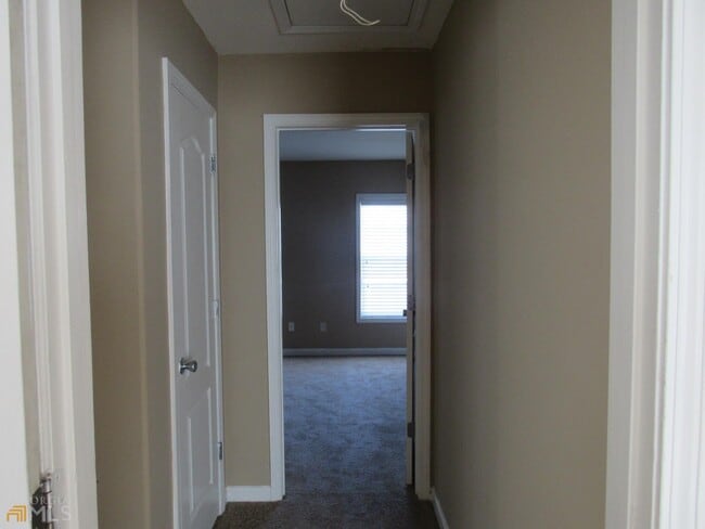 Building Photo - 2733 Rocky Ct
