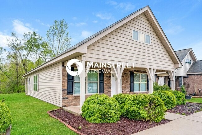 Building Photo - 3 Bedroom Pet-Friendly Home in CALERA, AL with Main Street Renewal