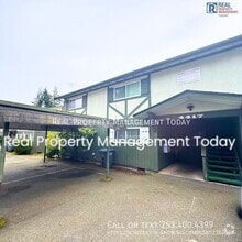 Building Photo - 4417 76th Ave W