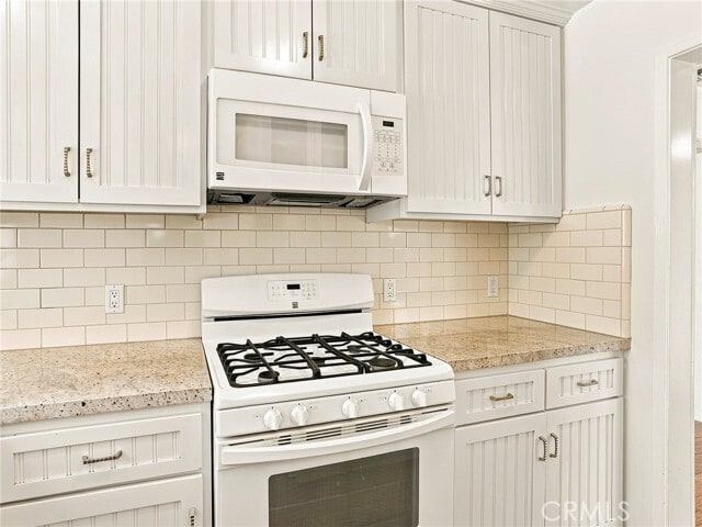 Building Photo - 431 N Fairview St