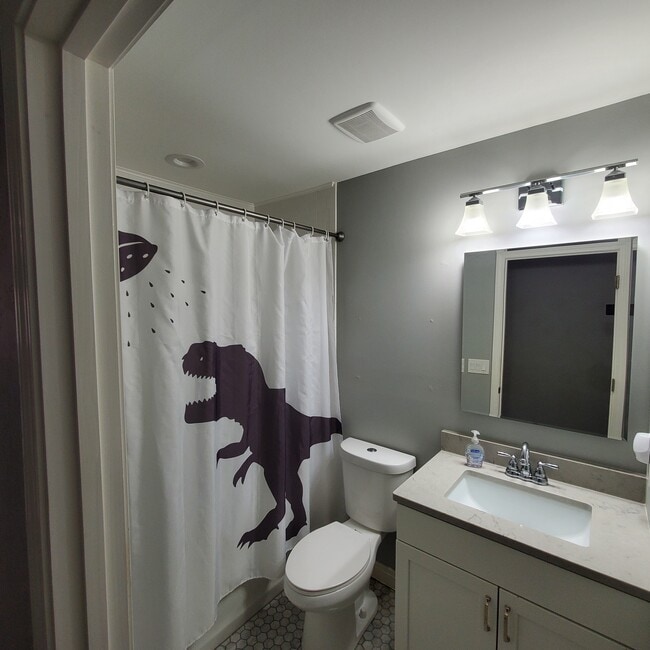 Foto del edificio - 2 Bayberry Ln