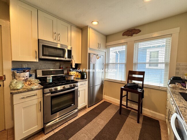 Foto del edificio - 77 Fairfax St