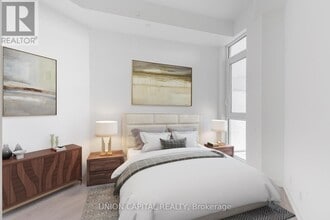 Building Photo - 2020-2020 Bathurst St