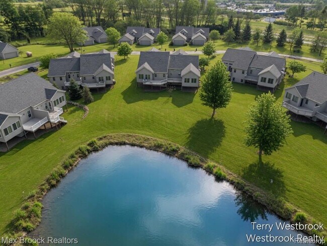 Foto del edificio - 2546 Highridge Ln SE