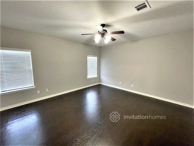 Building Photo - 10118 Black Birch Ln