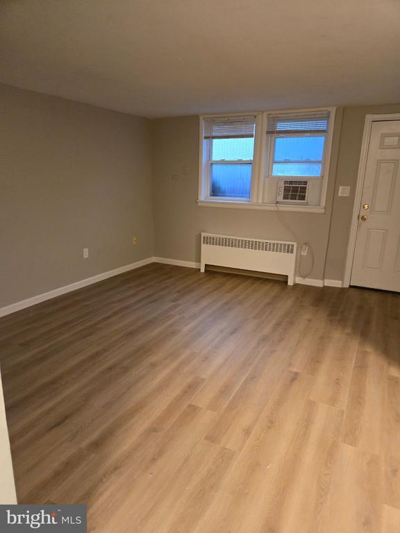 Foto del edificio - 7611 Eastern Ave NW