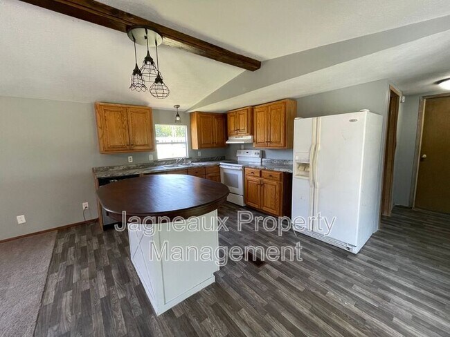 Foto del edificio - 6372 E Myles Ln